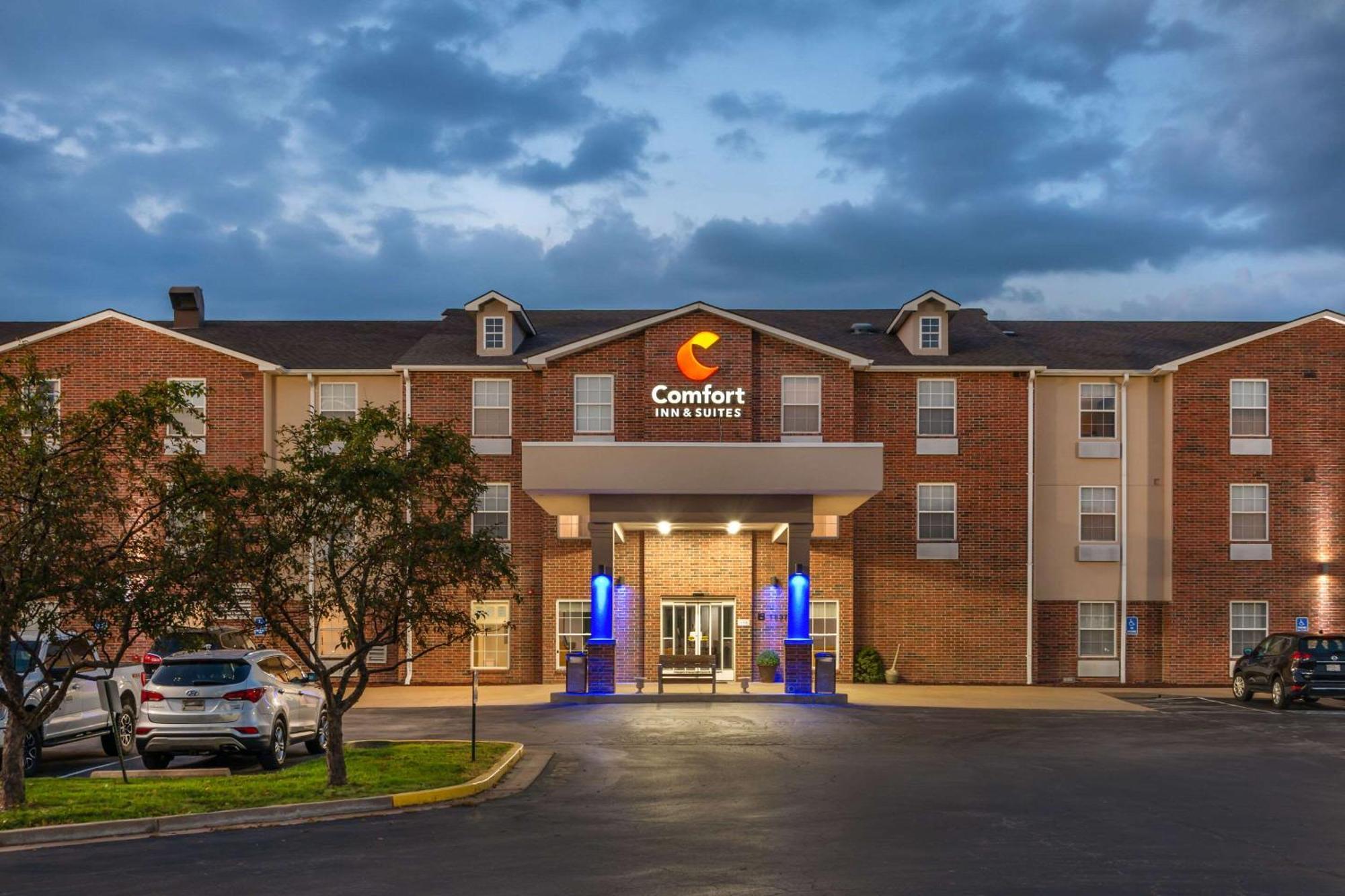 Comfort Inn & Suites St Louis - Честерфилд Экстерьер фото